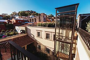 El Palomar Hotel
