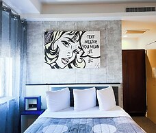 Leon Hotel LES