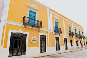 Hotel Plaza Colonial