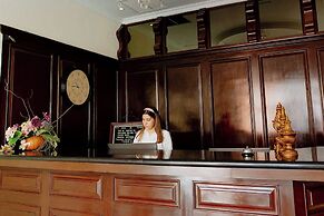 Hotel Plaza Colonial