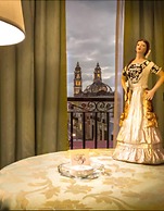 Hotel Plaza Colonial