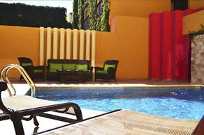 Hotel Plaza Colonial