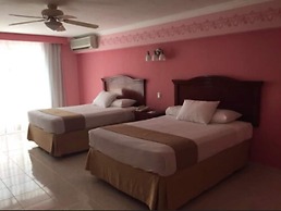 Hotel Plaza Colonial