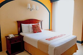 Hotel Plaza Colonial
