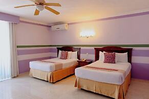 Hotel Plaza Colonial