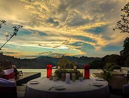Thilanka Hotel