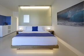 Alti Santorini Suites