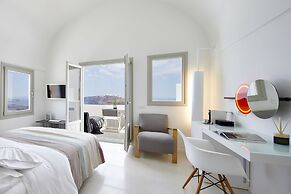 Alti Santorini Suites