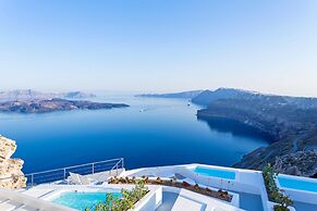 Alti Santorini Suites