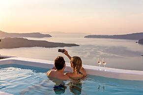 Alti Santorini Suites