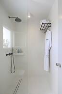 Alti Santorini Suites