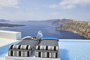 Alti Santorini Suites