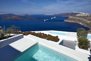 Alti Santorini Suites