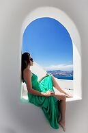Alti Santorini Suites