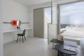 Alti Santorini Suites
