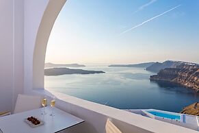 Alti Santorini Suites