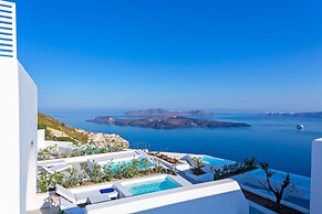 Alti Santorini Suites