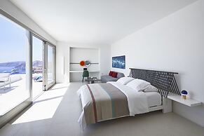 Alti Santorini Suites