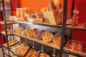 Hotel Futuro Bishkek