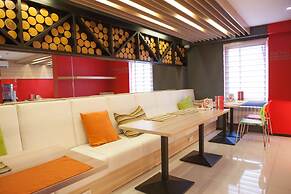 Hotel Futuro Bishkek