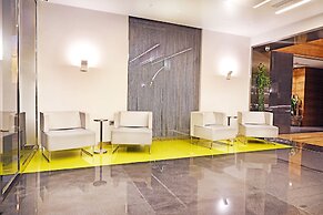 Warwick Stone 55 Hotel