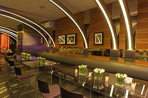 Warwick Stone 55 Hotel