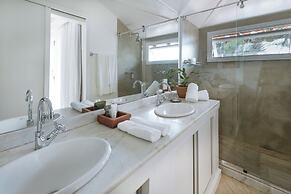 Abracadabra Boutique Hotel