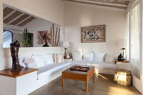 Abracadabra Boutique Hotel