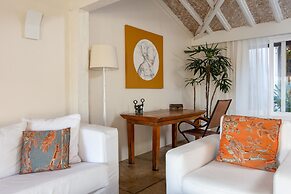 Abracadabra Boutique Hotel