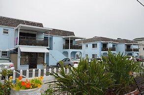 Twins Inn & Apartments