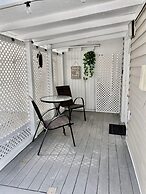 Twins Inn & Apartments