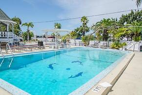 Twins Inn & Apartments