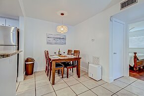 Twins Inn & Apartments