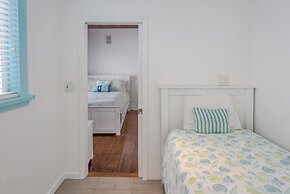 Twins Inn & Apartments