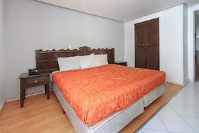 OYO Hotel Colón Express