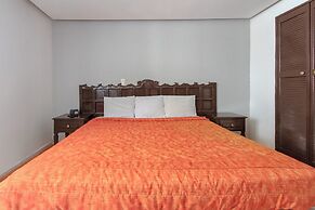 OYO Hotel Colón Express