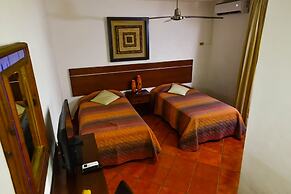 Hotel Los Girasoles Cancun