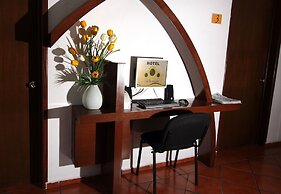 Hotel Los Girasoles Cancun