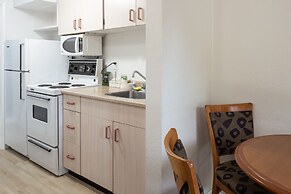 Robin Hood Inn & Suites