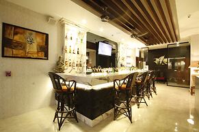 Hemingways Silk Hotel