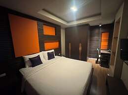 Palette Bella B All Suites Bangkok Hotel