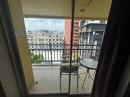 Palette Bella B All Suites Bangkok Hotel