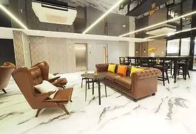 Palette Bella B All Suites Bangkok Hotel