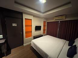 Palette Bella B All Suites Bangkok Hotel