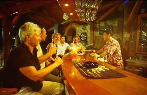 Perdikia Beach Hotel