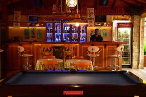 Perdikia Beach Hotel