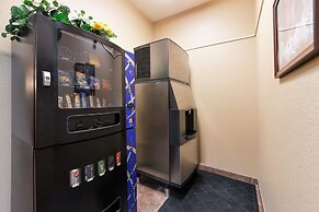 Country Hearth Inn & Suites Edwardsville St. Louis