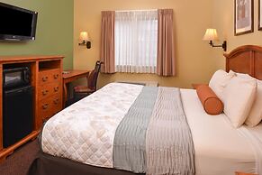 Country Hearth Inn & Suites Edwardsville St. Louis