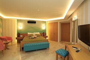 Loryma Luxury Boutique Hotel