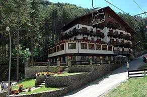 Hotel Mille Pini